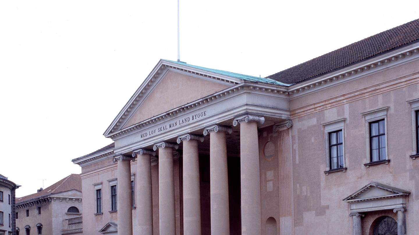 Billedet viser domhuset i København set udefra